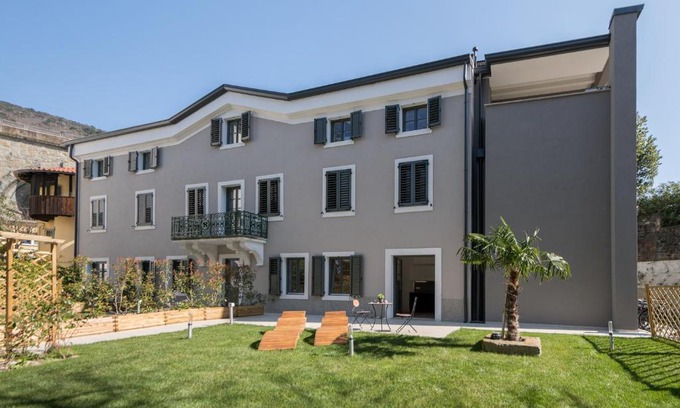 Roiano-Gretta-Barcola-Cologna-Scorcola Apartment | Discover Residence La Torre: Exceptional 4-Star Retreat