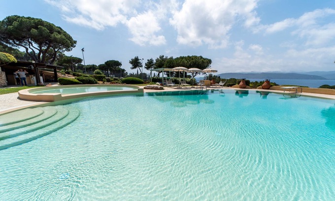 Madonna delle Grazie House | Top-Rated Residence Le Grazie Est with Ocean View Amenities