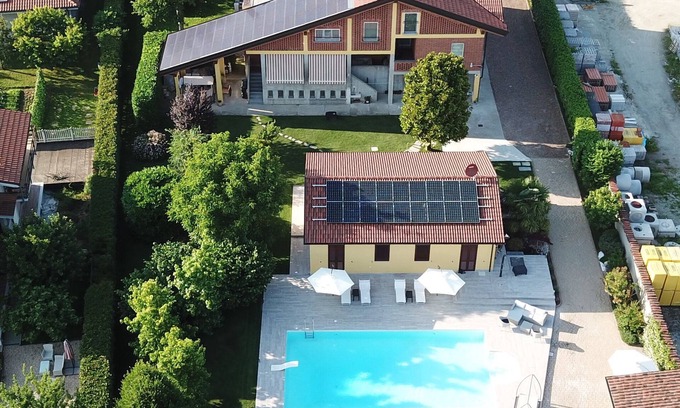 Torrazza Piemonte Bed & Breakfast | Experience Comfort at Residence Le Palme - Rated 9.6/10