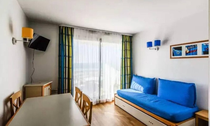 Pornichet Apartment | Unforgettable Stay at Residence Les Océanes with Ocean Views