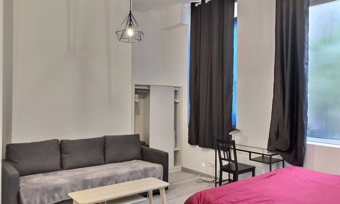 Valenciennes Apartment | Cozy Residence Mila - Prime Location with Spa & Breakfast