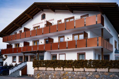 Resia Apartment | Pet-Friendly Residence Montana with Spa & Child Amenities