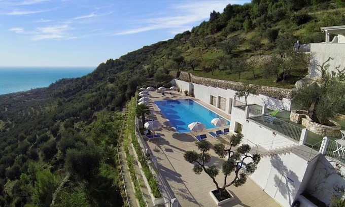Mattinata Apartment | Pet-Friendly Retreat at Residence Montelci - Rated 9.6/10