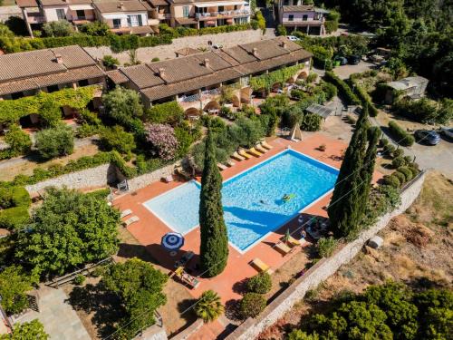 Rio nell'Elba Apartment | Relaxing Retreat at Relais Helios Village Borgo Alloro