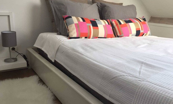 Laken Apartment | Pet-Friendly Residence Pagodas 13 with Family Amenities