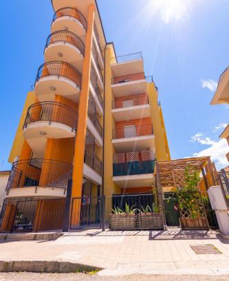 Tortoreto Lido Apartment | Discover Residence Palazzo Sayonara: Pet-Friendly Retreat