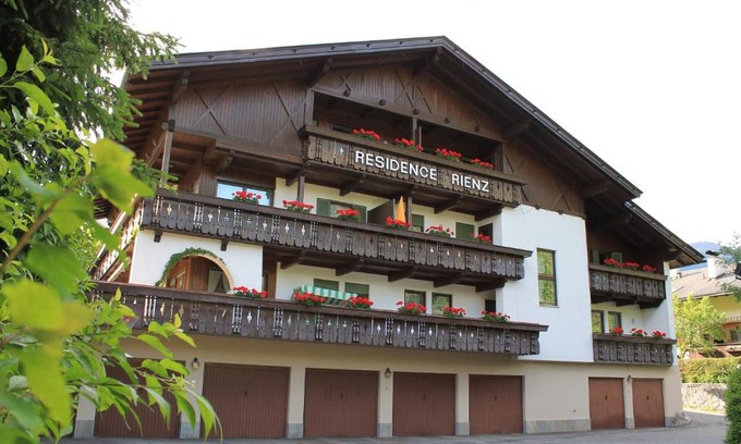 Casteldarne Apartment | Highly Rated Residence Rienz with Oceanfront Views