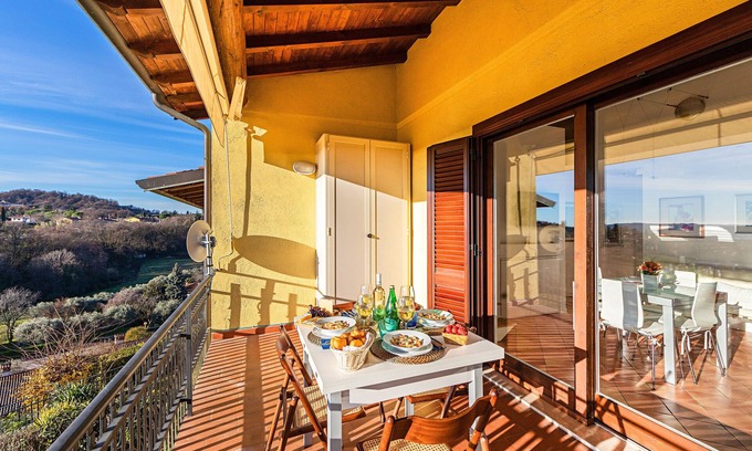 Soiano del Lago Apartment | Tranquil Residence Stropea 5 with Pool & Breakfast