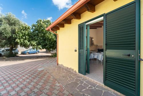 Masainas House | Family-Friendly Stay at Residence Sulcis 7 Awaits You