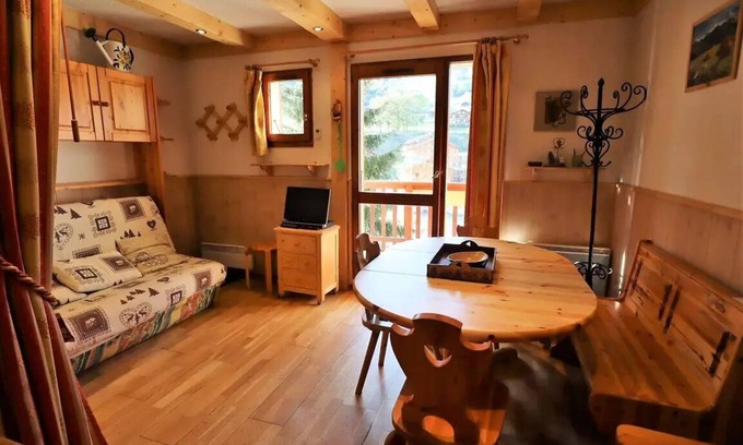 Areches Apartment | Comfortable Residence Val Blanc 2: Ideal for Families