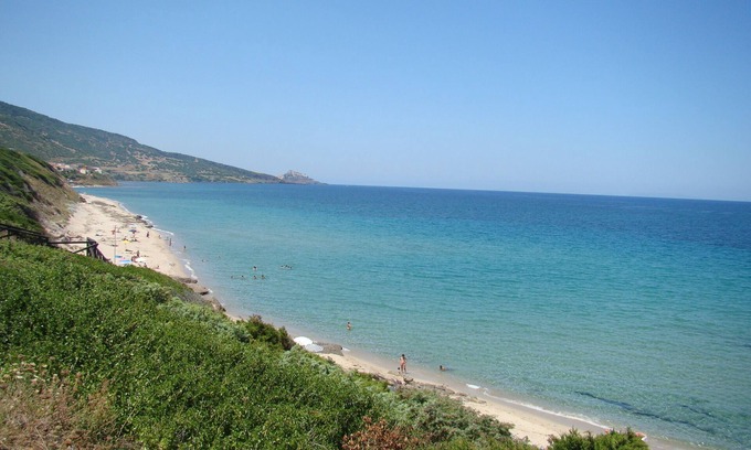 La Muddizza Apartment | Pet Friendly Residence 'Valledoria 2' with Beachfront Views