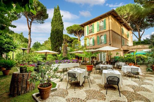 Grottaferrata Hotel | Inviting Hotel Verdeborgo: Comfort for the Whole Family