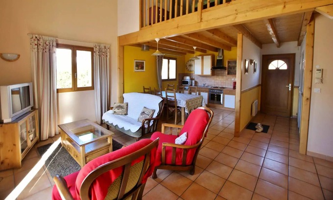 Saint-Pons Villa | Discover Residence Verger De St Pons - Family-Friendly Retreat