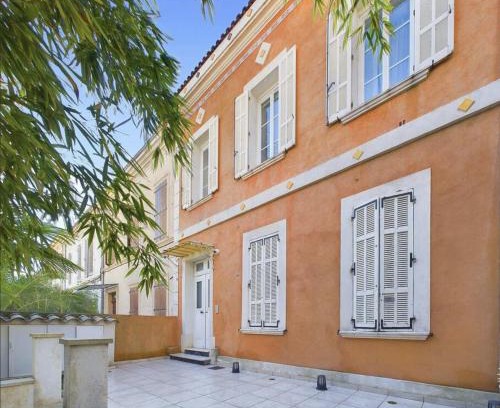 La Seyne-sur-Mer Apartment | Pet & Child Friendly Stay at Residence Villa Ange