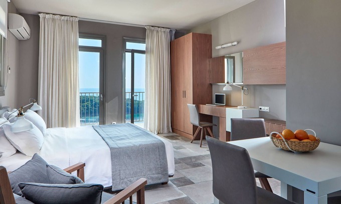 Sivota House | Scenic Residence With Sea View and Family-Friendly Amenities
