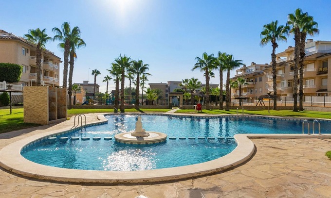 El Moncayo Apartment | Oceanfront Residencial El Pinar: Family-Friendly Getaway