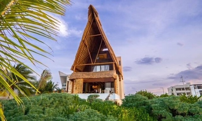 San Benito Villa | Experience Elegance at Residencia Las Olas with Ocean View