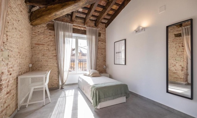 La Seu Other | Comfortable Residencia Universitaria Trinitarios Awaits You