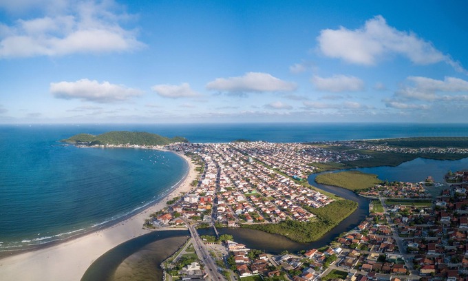 Enseada Apartment | Oceanfront Bliss at Residencial dos Reis - Rated 10/10