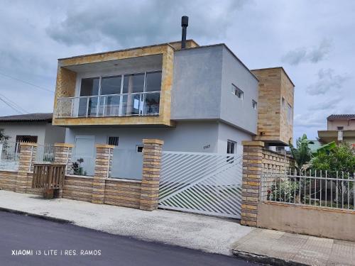 Torres Apartment | Top-Rated Residencial Ramos: Pet-Friendly Family Retreat