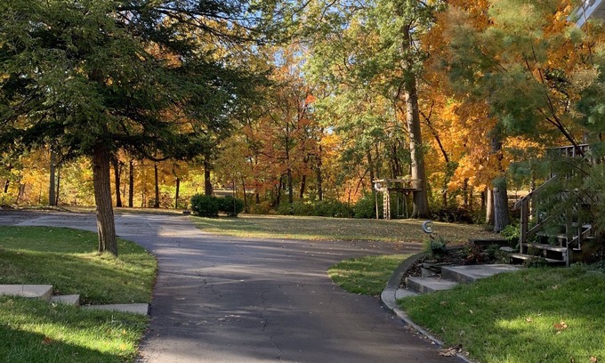Lima House | Ideal Retreat Near Park in Family-Friendly Neighborhood