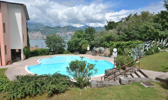 Malcesine Apartment | Relaxing Residenza Candor: Pool & Pet-Friendly Retreat