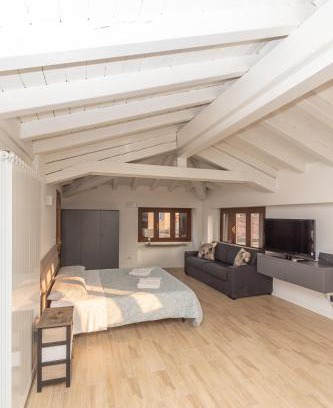 Centro Storico Nord Apartment | Cozy Appartamento Capriolo 28 - Family & Pet Friendly