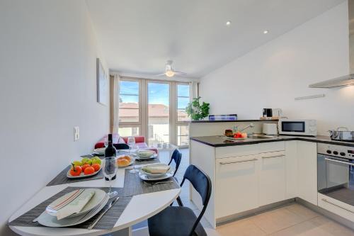 Mendrisio Apartment | Cozy Residenza Castello - Pet-Friendly Retreat Awaits