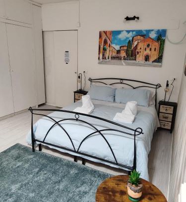 L'antico Ghetto Ebraico Bed & Breakfast | Discover Residenza le Torri: Accessible Comfort in Style