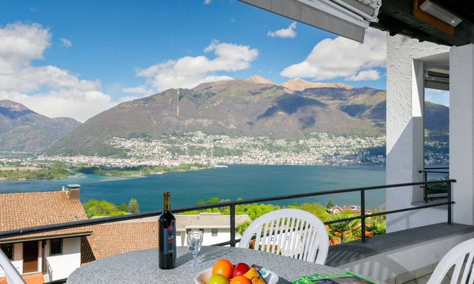 Piazzogna Apartment | Tranquil Residence Miralago with Lake View & Pool Access
