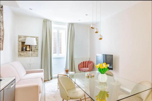 Orta San Giulio House | Serene Residenza San Rocco Suite by the Lake – Family-Friendly