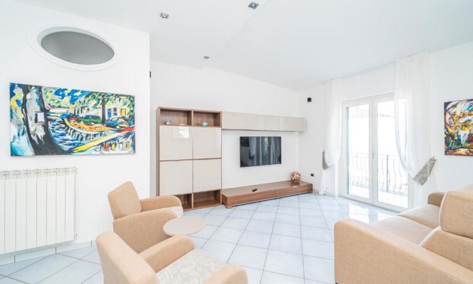 Minori House | Exceptional Residenza Sant'Angelo - Art Apartment Awaits