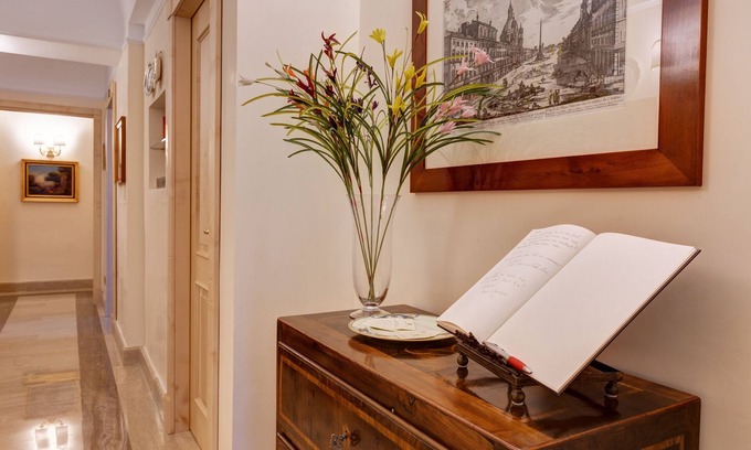 Rome Province House | Premier Stay at ResidenzaRomaCentro with Spa & Breakfast