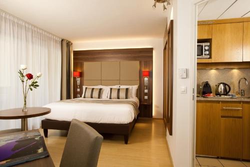Quartier Atlantis Apartment | Discover Residhome Paris-Massy: Pet-Friendly & Family Accommodations