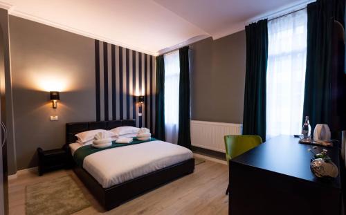 Resita Apartment | Top-Rated Resita Residence: Family-Friendly Retreat