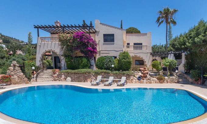 Tala Apartment | Discover Resitour - Kamares Village with Pool & Ocean View