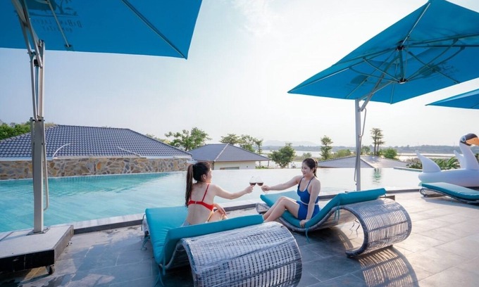 Dat Do Hotel | Discover Đá Bàng Homestay & Restaurant with Pool Access