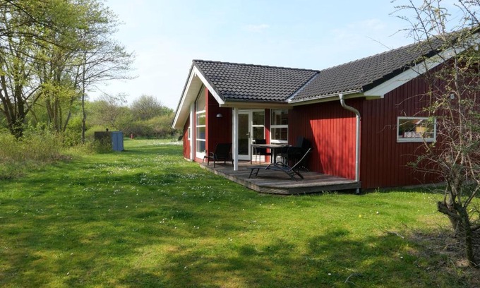 Grossenbrode House | Relaxing Stay at Resort 1 Sea Lodge - Family & Pet Friendly