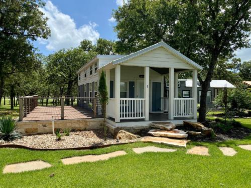 Fredericksburg House | Family-Friendly Getaway at Resort in Fredericksburg