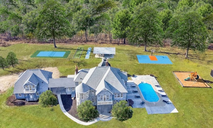 Logan House | Top-Rated Resort with Pool, Game Room & Basketball Court