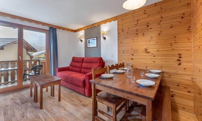Les Orres Apartment | Resort center, 1st floor, swimming pool, sauna, balcony, tv, ski locker, 34m², Les Orres