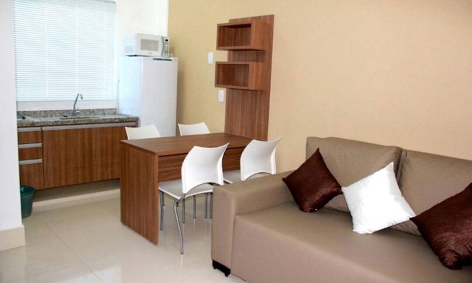 Caldas Novas Resort | Family-Friendly Resort with Pool and Complete Crockery