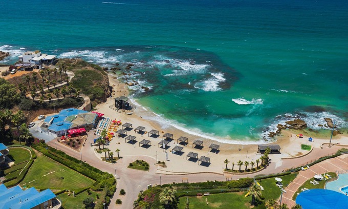 Hadera Hotel | Relax at Resort Hadera Hotel By Jacob with Ocean Views