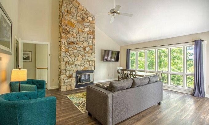 Massanutten House | Pet-Friendly Resort with Private Foosball & Relaxing Jacuzzi