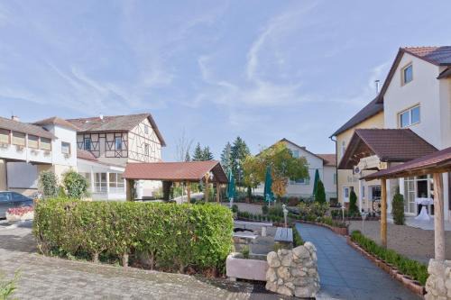 Wemding Hotel | Pet-Friendly Resort Hotel Seebauer Gut Wildbad with Ocean View