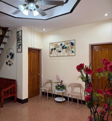 Solano House | Resort House with Pool Access