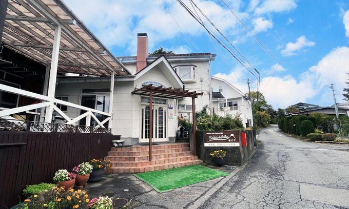Fujikawaguchiko Bed & Breakfast | Cozy Bed and Breakfasts in Fujikawaguchiko, Japan
