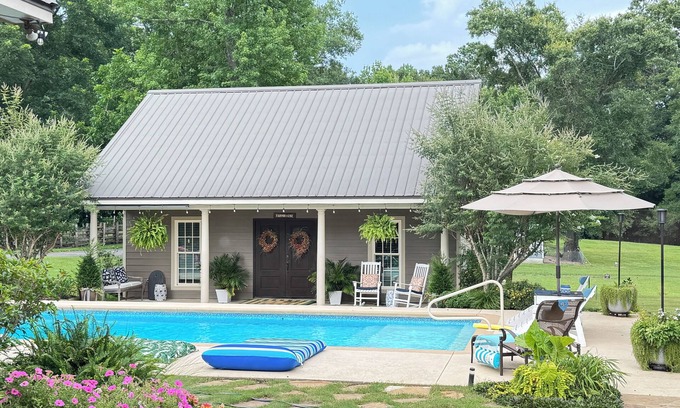 Ramer House | Top-Rated Resort-Style Retreat: Pool & Breakfast Awaits!