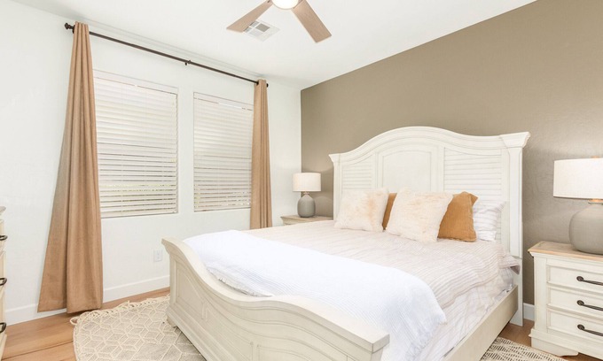 Central Scottsdale House | Pet-Friendly 2BR Townhome in Scottsdale with Pool & Spa