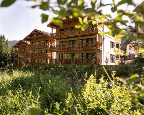 Demanovska Dolina House | Discover Resort Lucky Jasna: Pet-Friendly Getaway Awaits